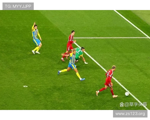 两黄德容四将欧冠再染黄停赛